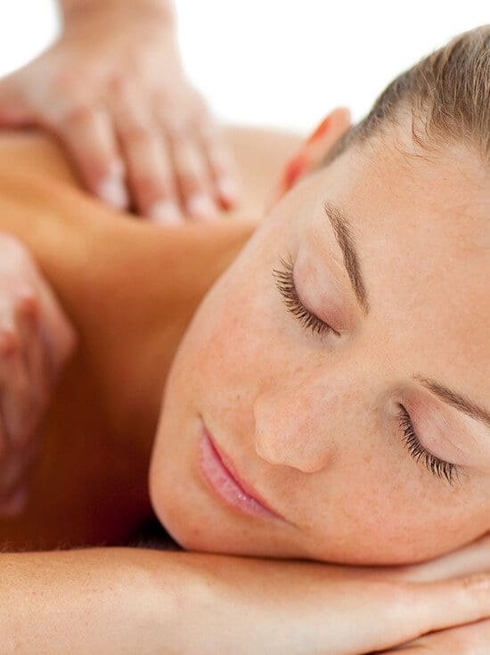 woman getting acupressure massage in acupressure course